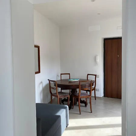 All'imbrunire Exlusive Apartment *